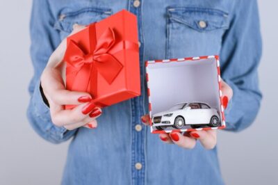 Beyond “Congrats!”: Unique Ideas to Wish a New Car Owner