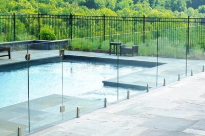 How to Choose the Right Glass Pool Fencing for Your Home