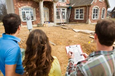 12 Common Mistakes Homeowners Make When Hiring a General Contractor