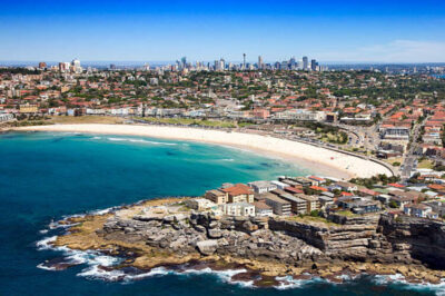 Top 5 Beaches to Visit in Australia for Surfing and Relaxation Top 5 Beaches to Visit in Australia for Surfing and Relaxation