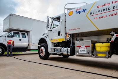 Why Mobile Fleet Fueling Services Are the Future of Fleet Management