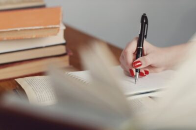 10 Essential Tips for Writing a Winning Thesis