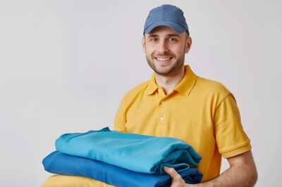 Travel Clean: Laundry and Transport Solutions for the Busy Traveler