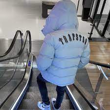 “Trapstar Windbreaker Designed for Urban Explorers”