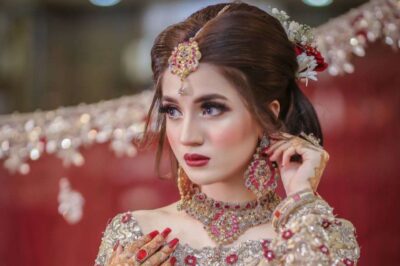 Discover the Beauty of the Pakistani Makeup Look at The Make Up Box