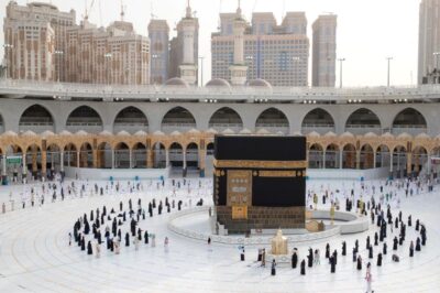 What to Expect from an Umrah Package from Glasgow This Year