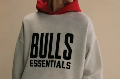 The Essentials Hoodie: A Must-Have Staple in Modern Wardrobes
