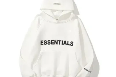 Essentials Hoodie: The Ultimate Blend of Comfort and Streetwear