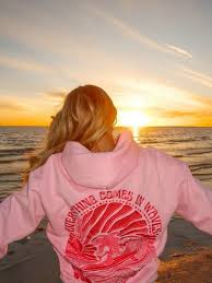 Pink Palm Puff Personality Test: What’s Your Style?