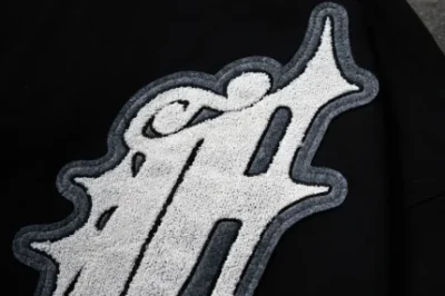 The Trendy Favela Hoodie: A Perfect Blend of Style and Comfort The Trendy Favela Hoodie: A Perfect Blend of Style and Comfort