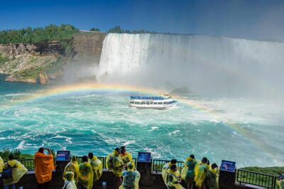 What’s Included? A Deep Dive Into Popular Niagara Falls Tour Packages