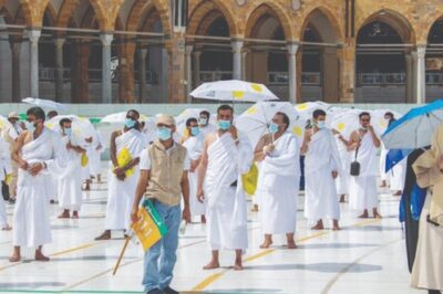 Which Season Offers the Most Comfortable Pilgrimage Experience?