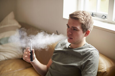 Vaping and Sports: The Impact of E-Cigarettes on Athletes
