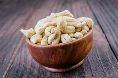 What Factors Determine The Wholesale Cashew Nut Price In India?