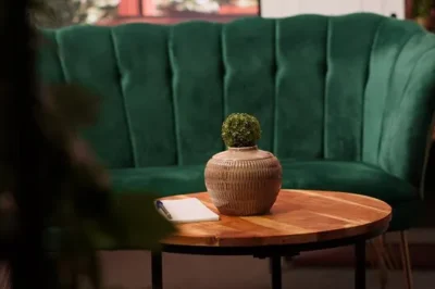 Earthy Elegance: Coffee Table Styling with Natural Materials