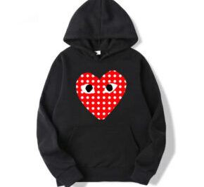 Be Seen in Comme des Garçons – Fashion That’s Loud, Bold, Pure Art