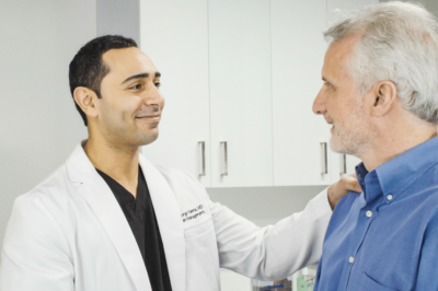 What Should You Look for in a Knee Pain Specialist in NYC?