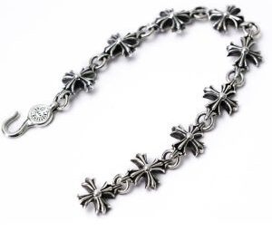 Wearing Chrome Hearts Chains With Confidence
